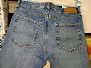 MENS American Eagle Airflex Blue Jeans