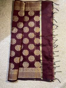 Burgundy & Gold Duppata