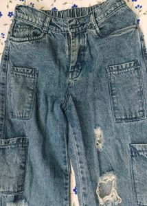 dark blue ripped jeans