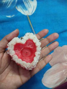 Heart-shaped &#39;LOVE&#39; Candle