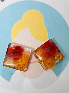 Floral Resin Earrings