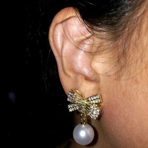 Bow Pearl Dangle Earrings