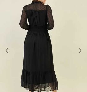 Elegant Black Polka Dot Chiffon Midi Dress