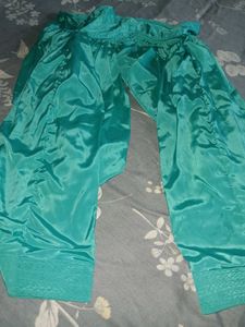 Full set Of  Salwar ,kameez And Duptta