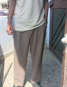 KOREAN STRETCHABLE TROUSERS 😊