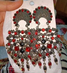 Black & Red Earrings❣️