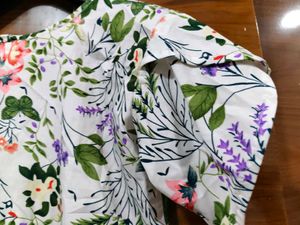 Floral Print Short Sleeve Top