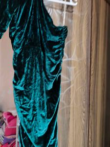 Green Velvet Party Dress