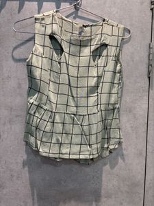 Cute Checkered Cutout Top
