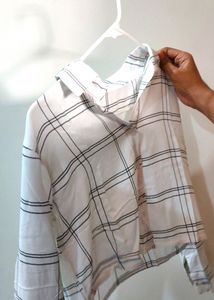 Black And White Lining Shirt