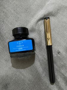 Parker Premium Fauntain Pen With Glass Bottled Ink Pot