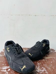Puma Sneakers