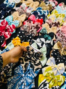 sale live offer printed tail bow clips