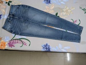 ✨ Mid-Rise Skinny Jeans - Timeless Blue Denim 👖