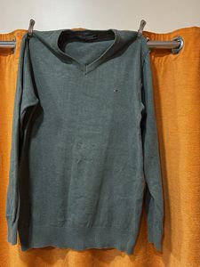 Tommy Hilfiger V-Neck Sweater
