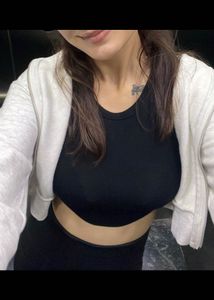 H&amp;M Cropped Zip Thru Hoodie