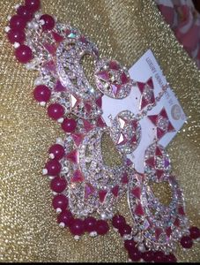 Mangtika With Earrings.