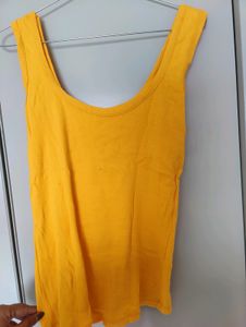 Chikenkari Short Kurti