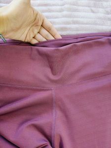 Knee length GYM Tights With Reflective Print