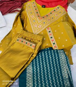 Elegant Green Kurta Set