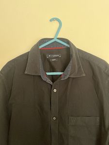 Van Heusen Black Long Sleeve Button Down