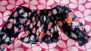 #Top #Floral Crop Top #good Quality