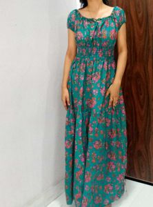 Very Girly &amp; Feminine Dress