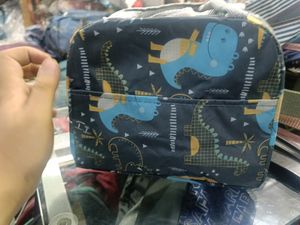 Trendy Lunch Bag With Heat Support Inside Fixed Pr