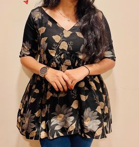 Neted Alia Cut Top