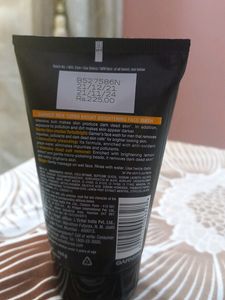 Turbo Bright Brightening Face Wash 100g