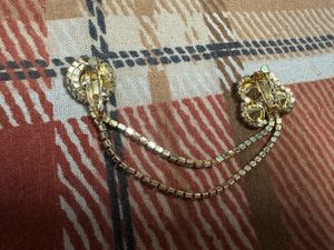 Saree Brooch Golden