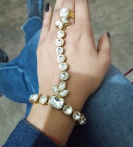 Polkis Haath Phool