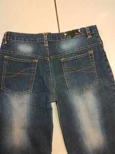 Three-Fourth Jeans For Women