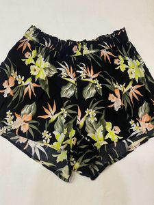 H&amp;M Casual Shorts