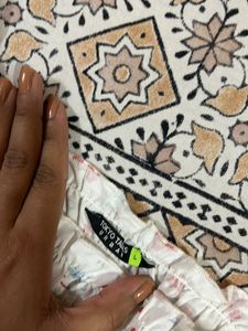 Beautiful strechable crop top✨