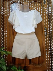 🤍White Tops With Flowy Short Sleeves🤍