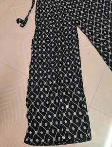 Patterned Jumpsuit 💓