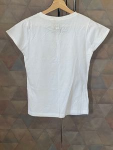 Basic white Tshirt
