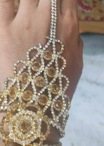 Sparkling Rhinestone Gold Tone Hand Jewelry