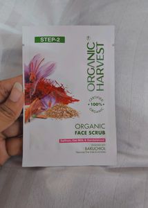 [PRICE DROP] Organic Harvest Facial Kit | Kumkumadi Radiance ||