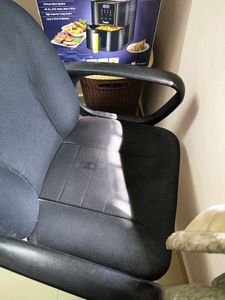 Chair - Black,only powai,mumbai come