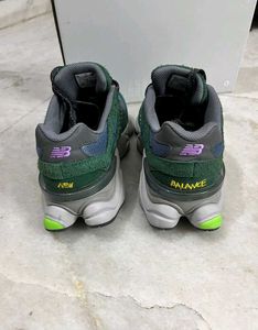 NEW BALANCE 9060 NIGHTWATCH GREEN UK 7.5