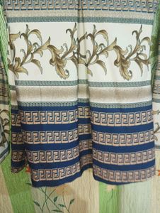 Top With Long Sleves In Size M