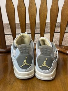 Air Jordan 4 Retro - Great Condition
