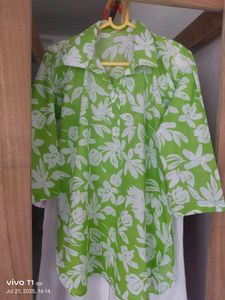 Floral Green Top