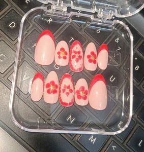 Floral Press-On Nails