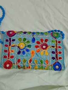 Vintage Embroidered Beaded Clutch