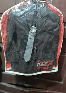 Boys&#39; Formal Suit