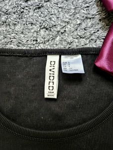 H&amp;M Black Ribbed Cropped Top