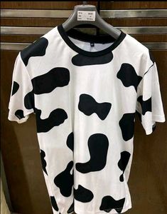 OVERSIZED TEE....